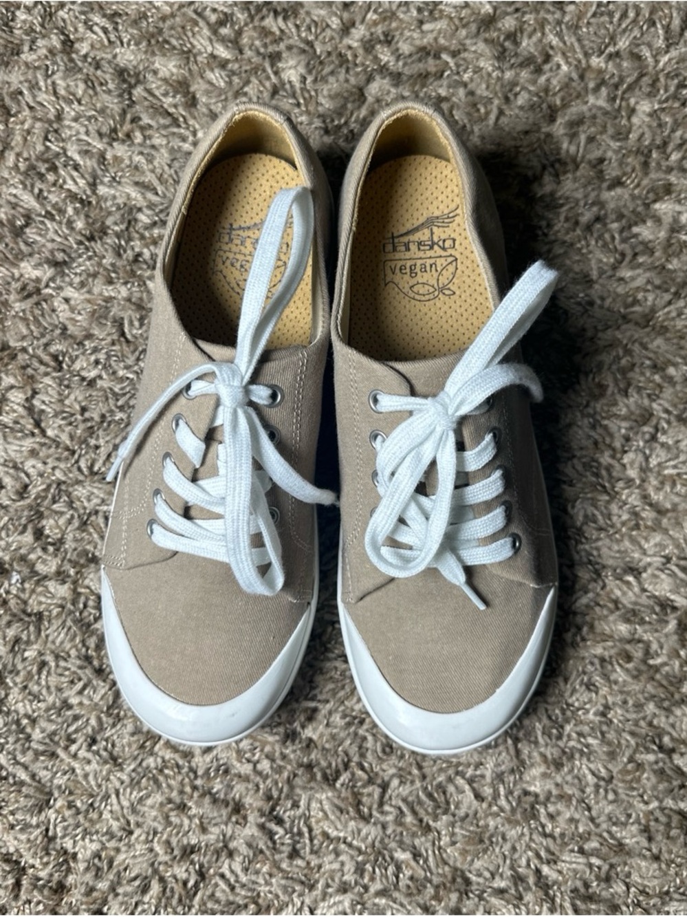 Dansko Vegan Platforms Lace Up Sneaker Women’s Size EU 38 US 7.5-comfort shoes